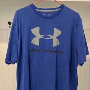 Gently worn UA shirt size XL